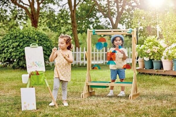 Découvrez notre test complet du chevalet d'extérieur Hape, le meilleur choix pour les enfants à partir de 3 ans. Avis, caractéristiques et conseils d'achat. 