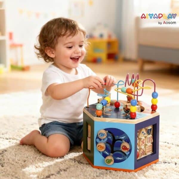 Découvrez notre test complet du cube d'activités en bois AIYAPLAY. Un jouet Montessori idéal pour l'éveil et le développement sensoriel de votre bébé. Avis, caractéristiques et avantages. 