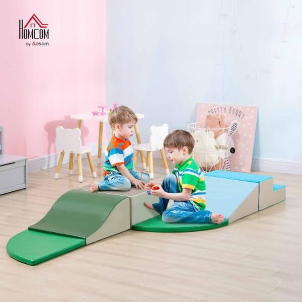 Découvrez notre test complet du parcours motricité bébé HOMCOM 6 pièces multicolore : évolution, sécurité et recommandations pour l'apprentissage de votre enfant.